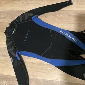 Scubapro 7mm Wetsuit, Men’s Large (52)